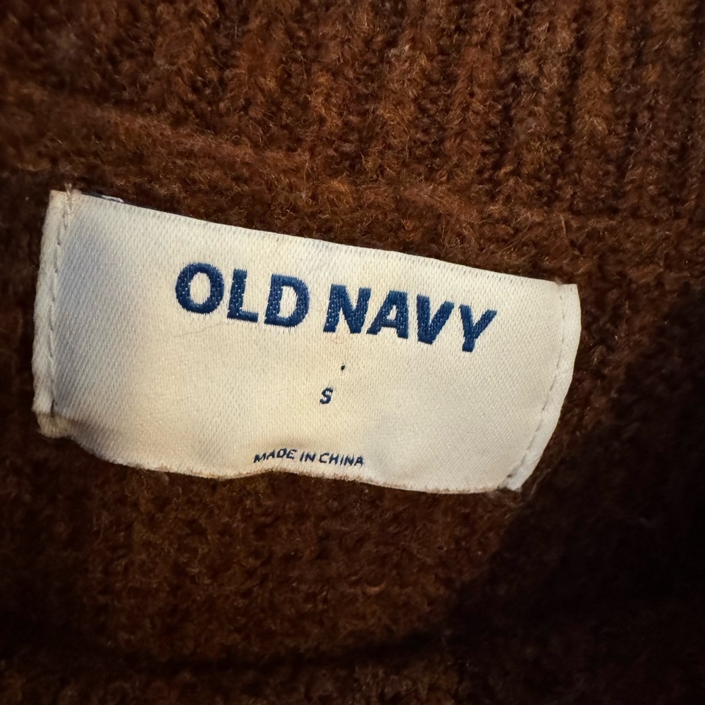 Old Navy Cozy Brown Knit Sweater - Picture 3 of 7